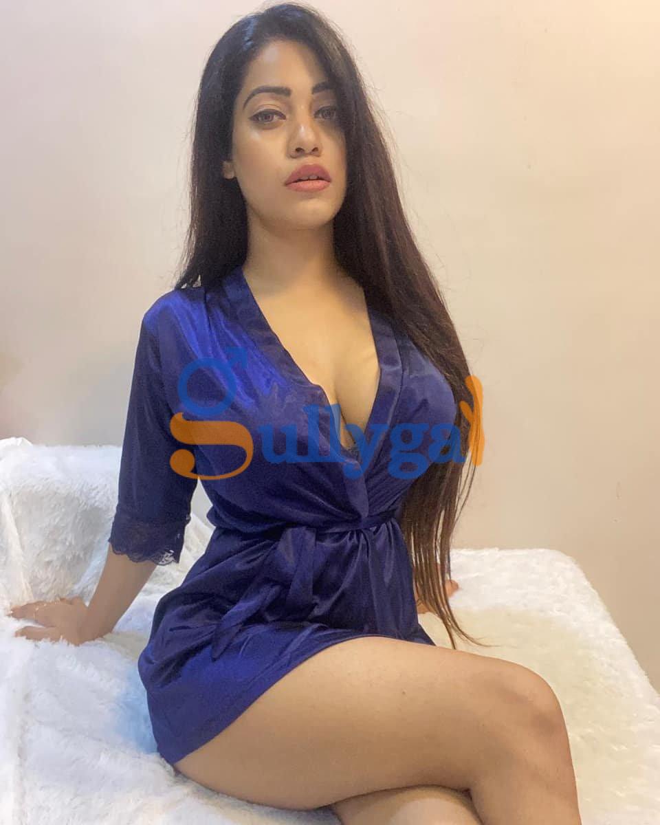 Call girl escort *90811//69411* Call me punam call girls 24*7hour available